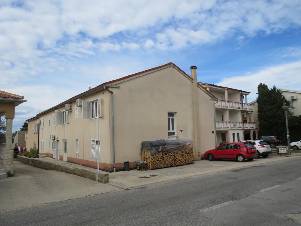 Guest House Miro 诺瓦利娅 外观 照片